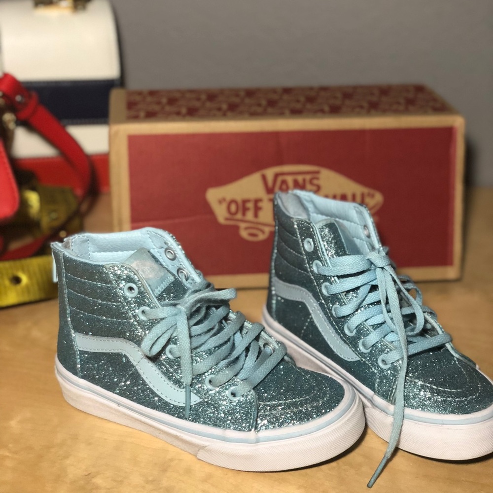 Glitter vans
